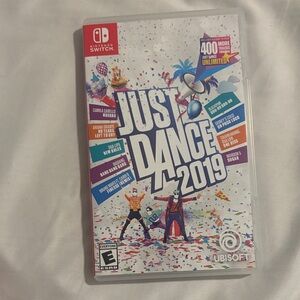 Just Dance 2019 for Nintendo Switch by Ubisoft - Colorful Edition